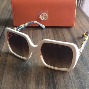 Tory Birch Women's White & Tortoise Square Sunglas